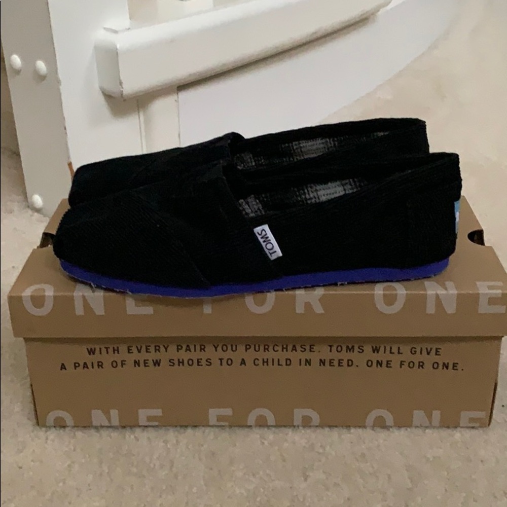 Black Corduroy Classic TOMS
